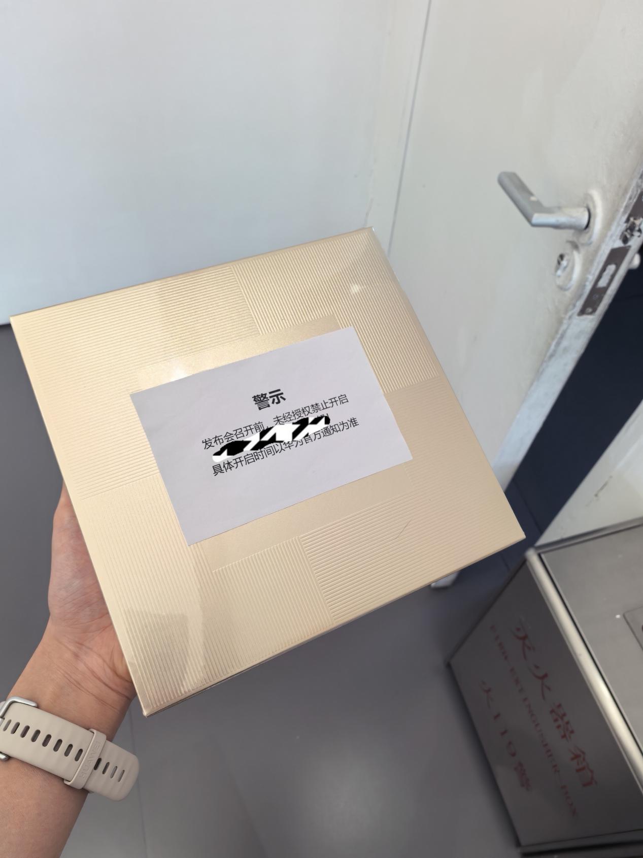 2215b21e35107aeeeea51534947c5594_