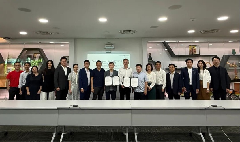 ​蘑菇车联（MOGOX）中标新加坡首个 L4 级自动驾驶巴士官方项目