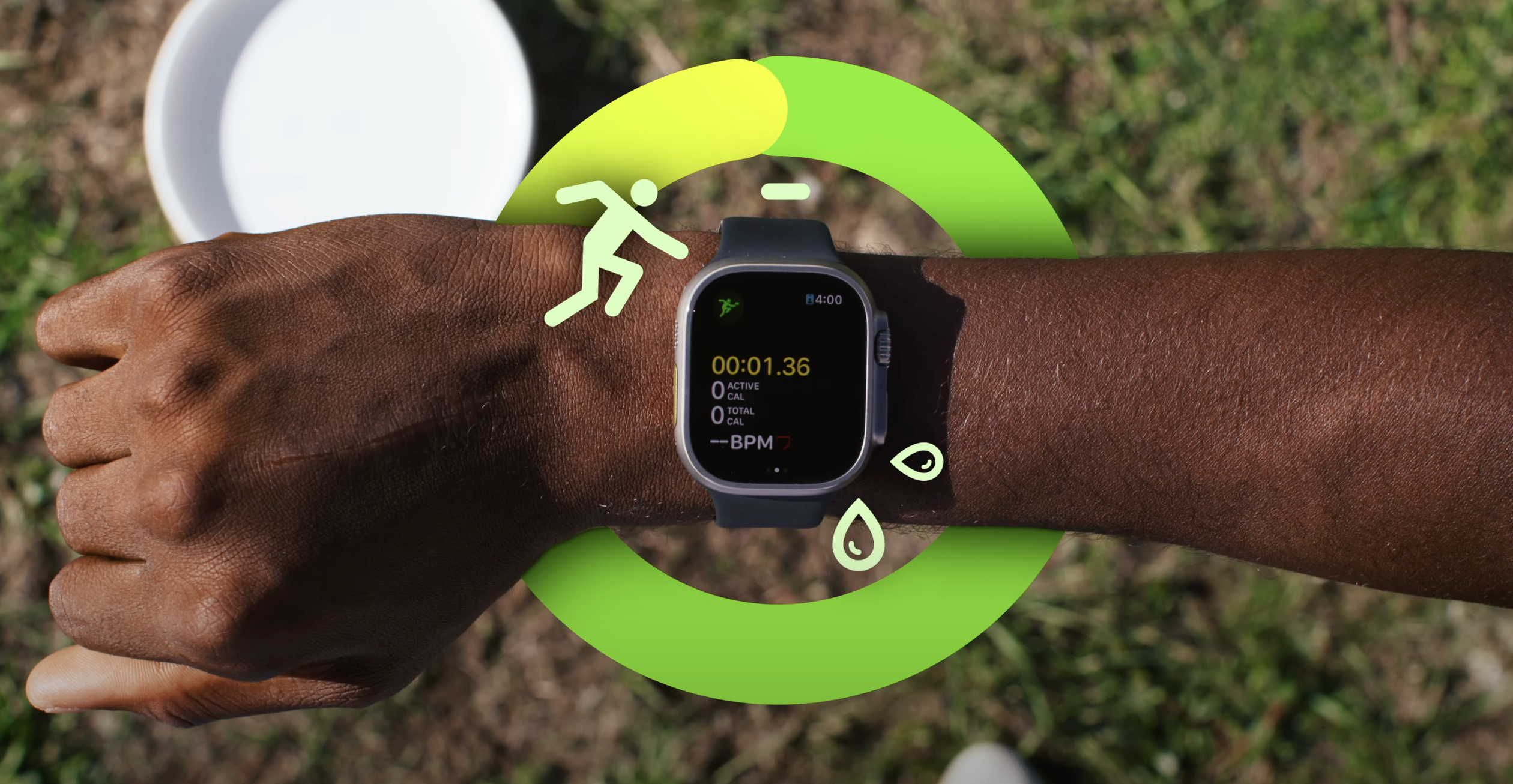 冲击高端之路上，Apple Watch Ultra 是苹果的一次「服输」 | 极