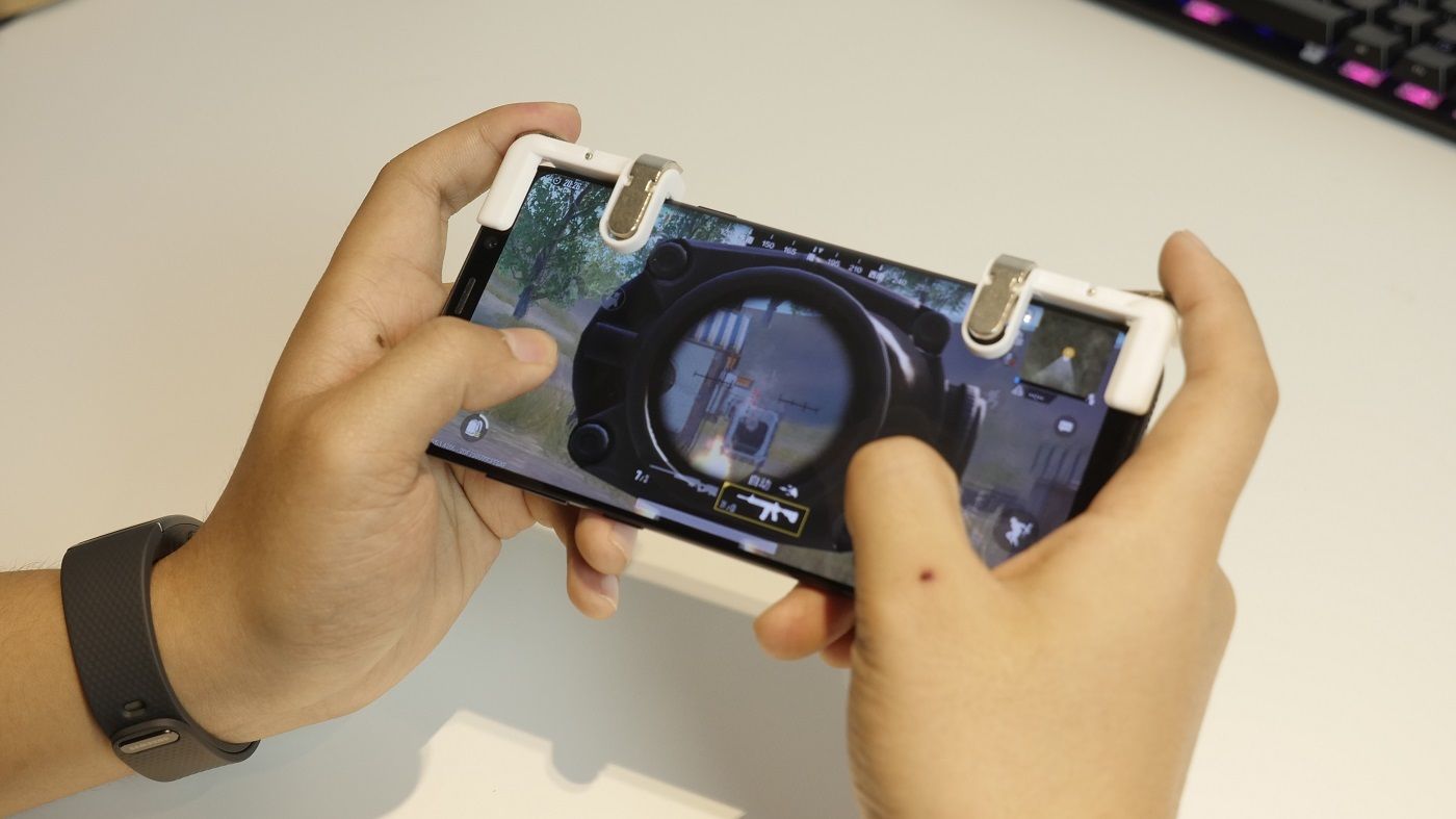 极客荐十元起步让你快速吃鸡的手机外设有哪些