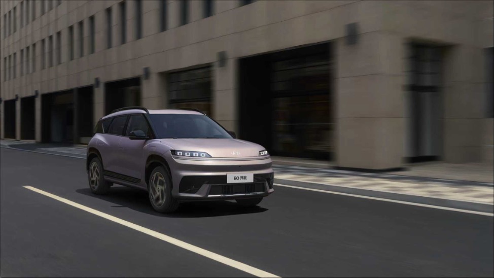北京现代 EO 羿欧上市 11.98 万起，「6 大品质」打造新质力纯电 SUV