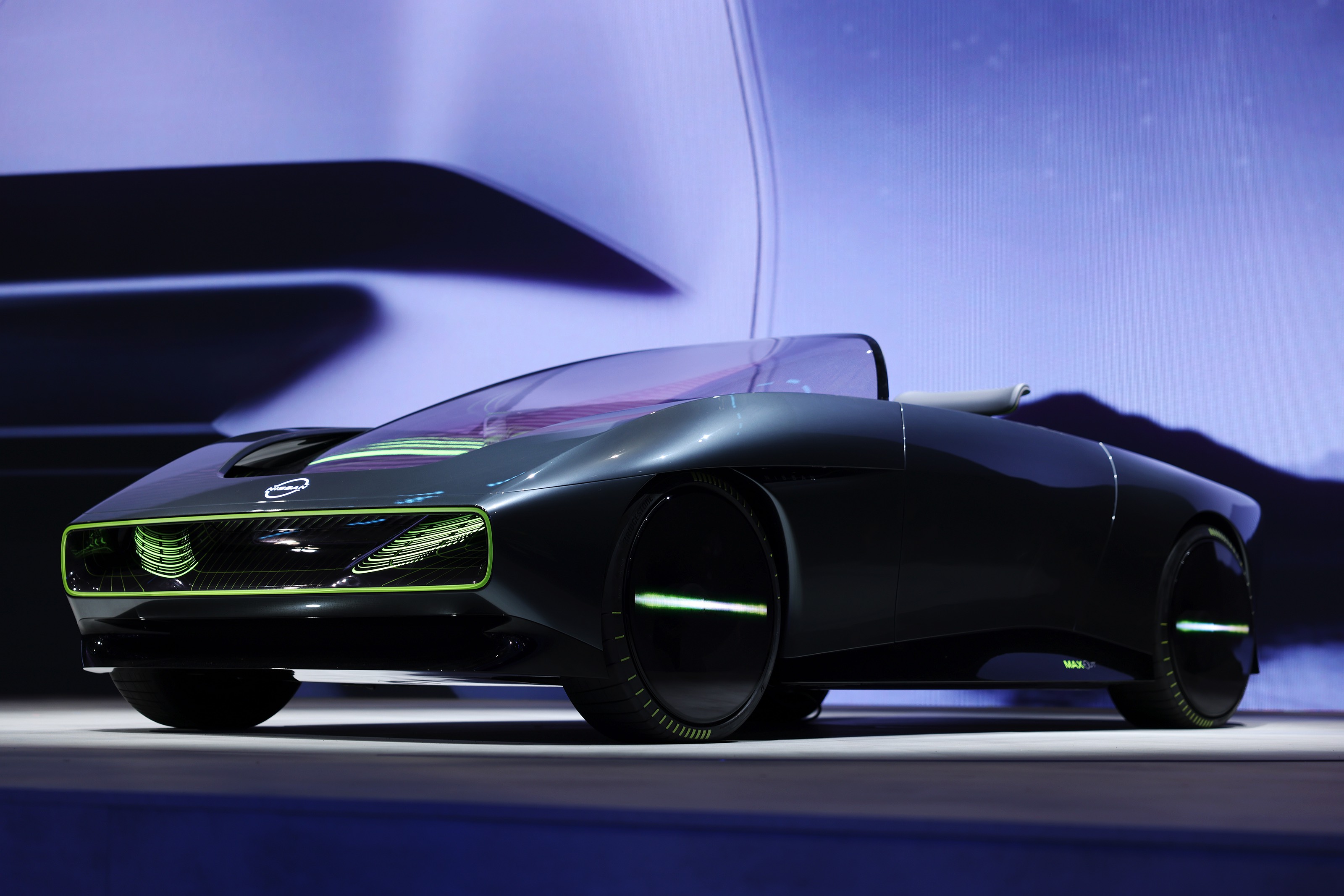 炫酷概念车曝光,日产汽车向智能网联和电驱化技术迸发