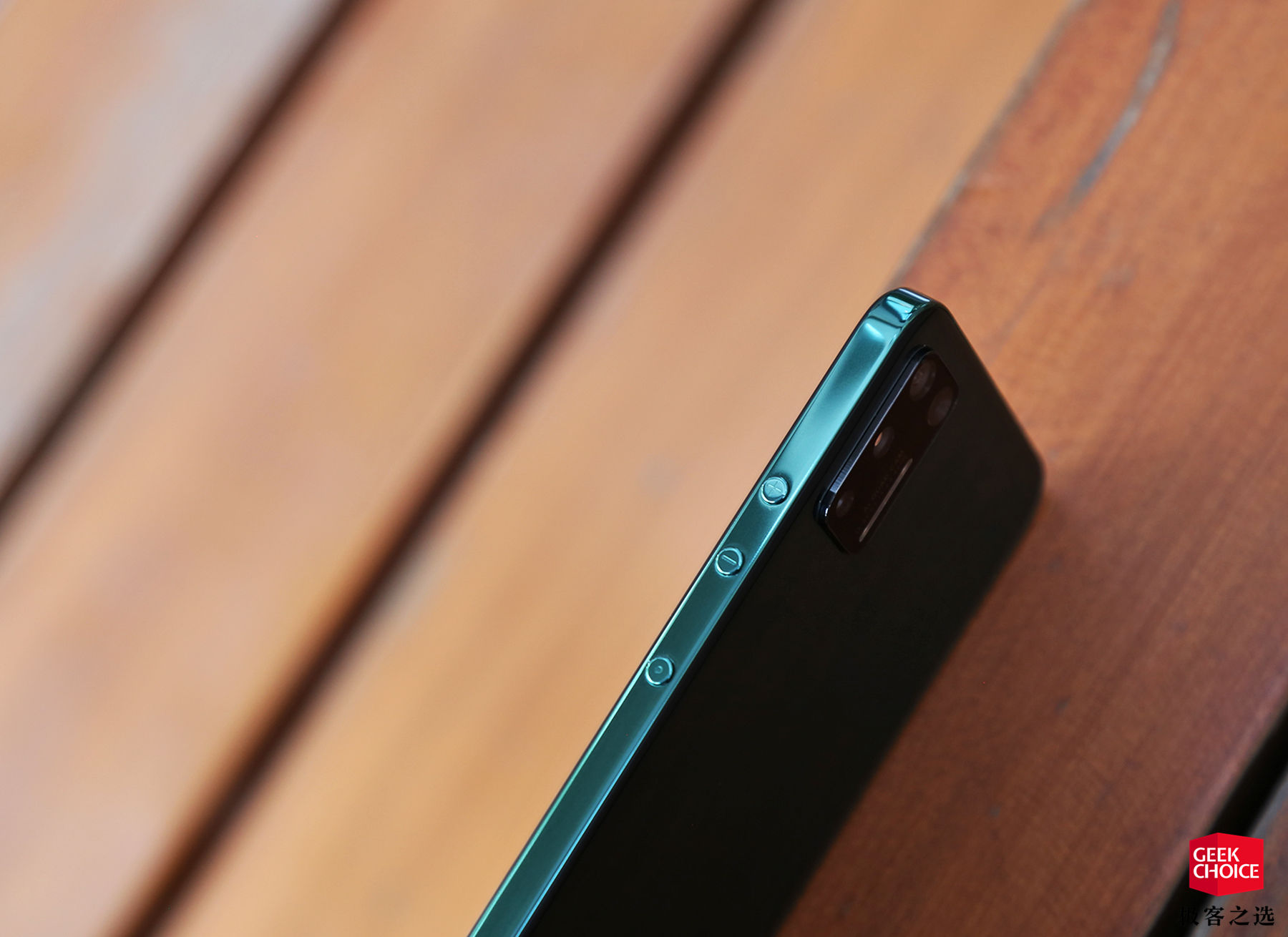 坚果pro3评测改换门庭之后它还是内个味儿吗